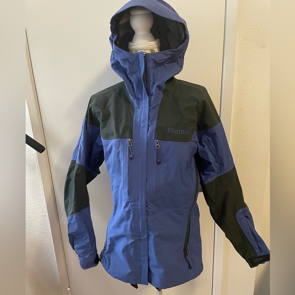 Marmot Women’s Rain Jacket
